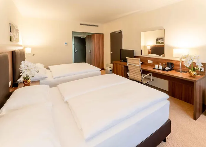 Plaza Premium 4* Βιέννη
